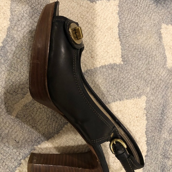 Coach Keira navy sling back high heels - Picture 8 of 10